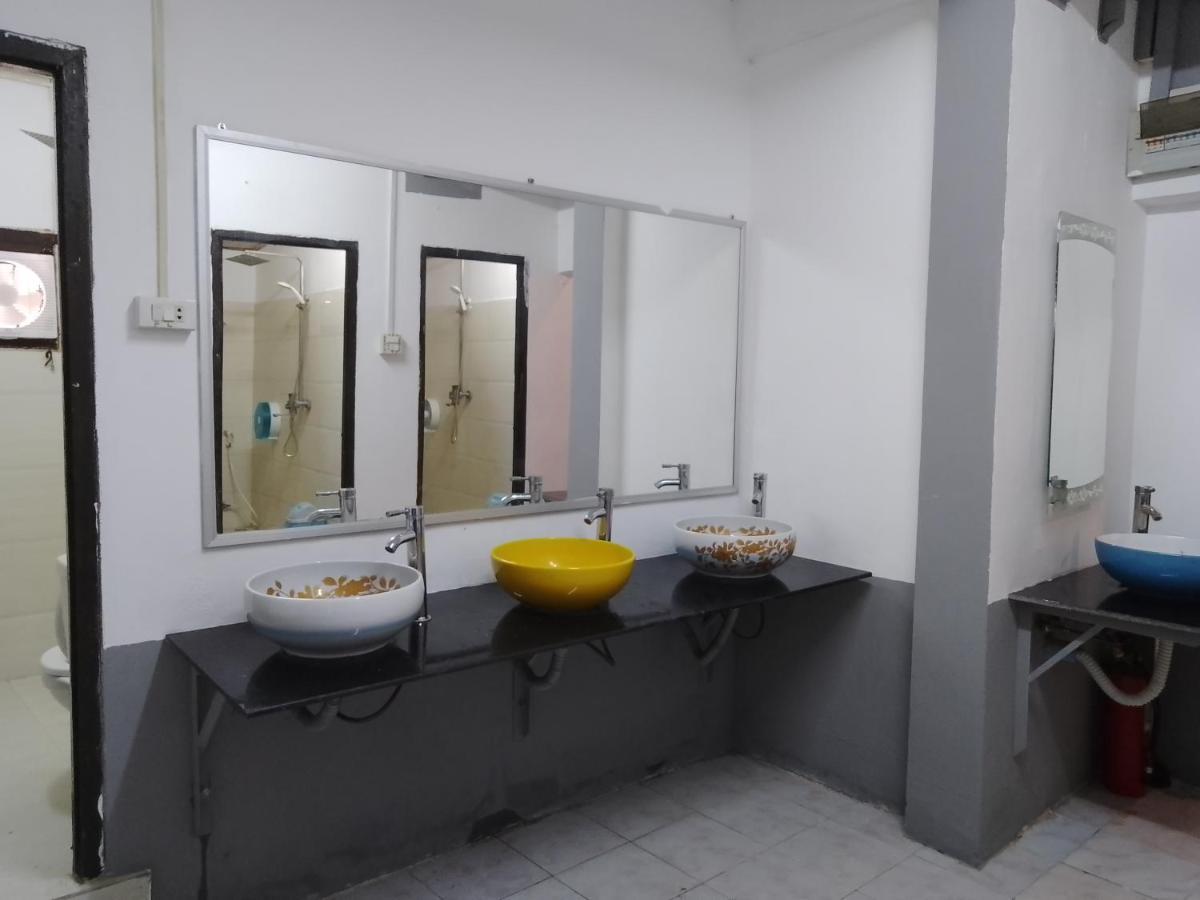 Funny Backpacker Hostel Luang Prabang Exteriér fotografie